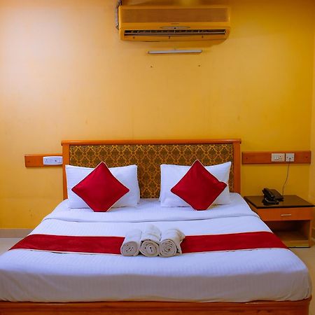 Naksha Tree Hotels - Mogappair Chennai Eksteriør billede