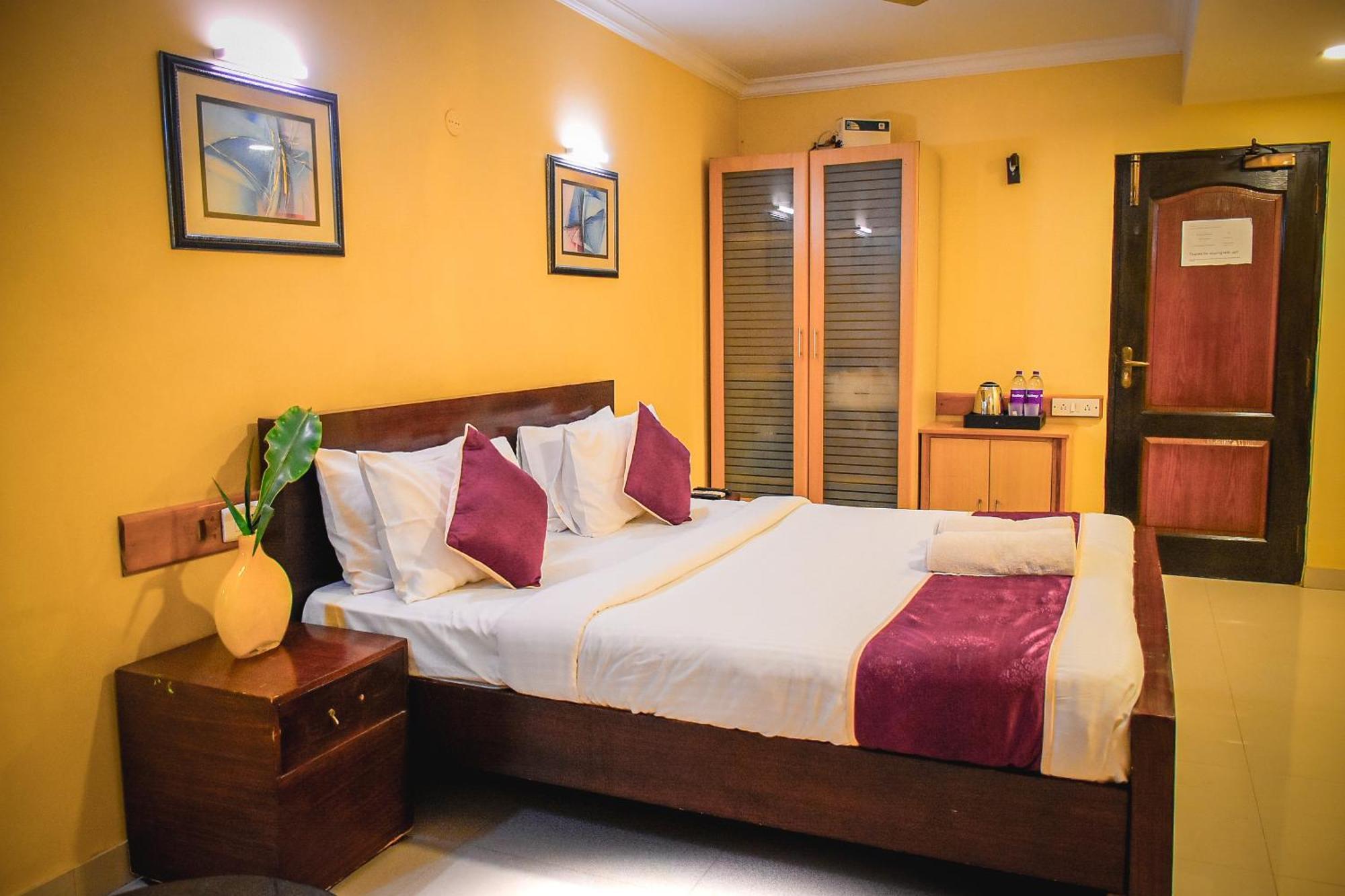 Naksha Tree Hotels - Mogappair Chennai Eksteriør billede