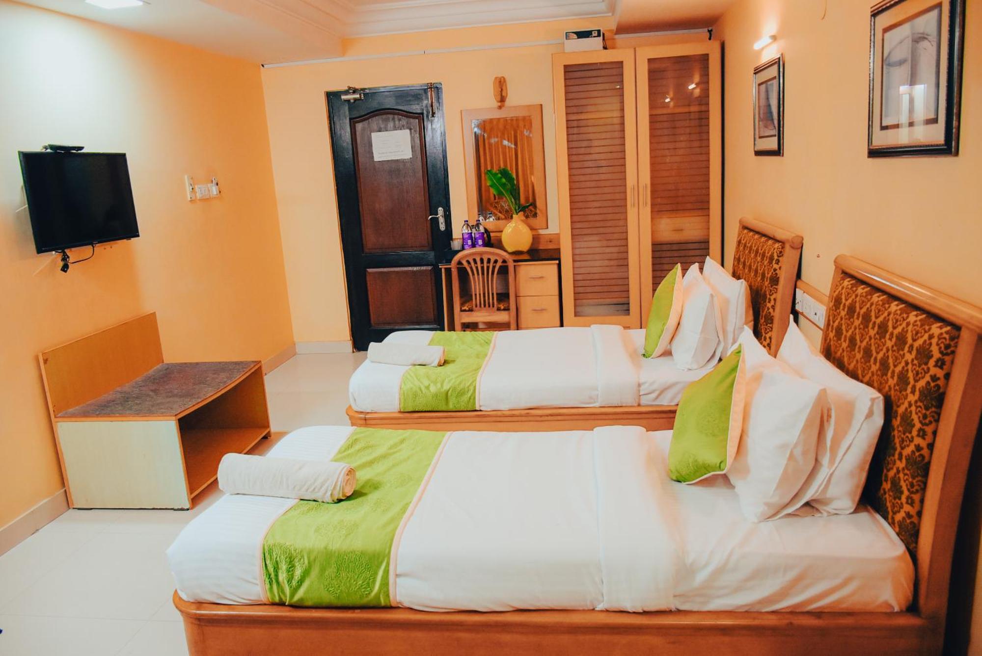 Naksha Tree Hotels - Mogappair Chennai Eksteriør billede
