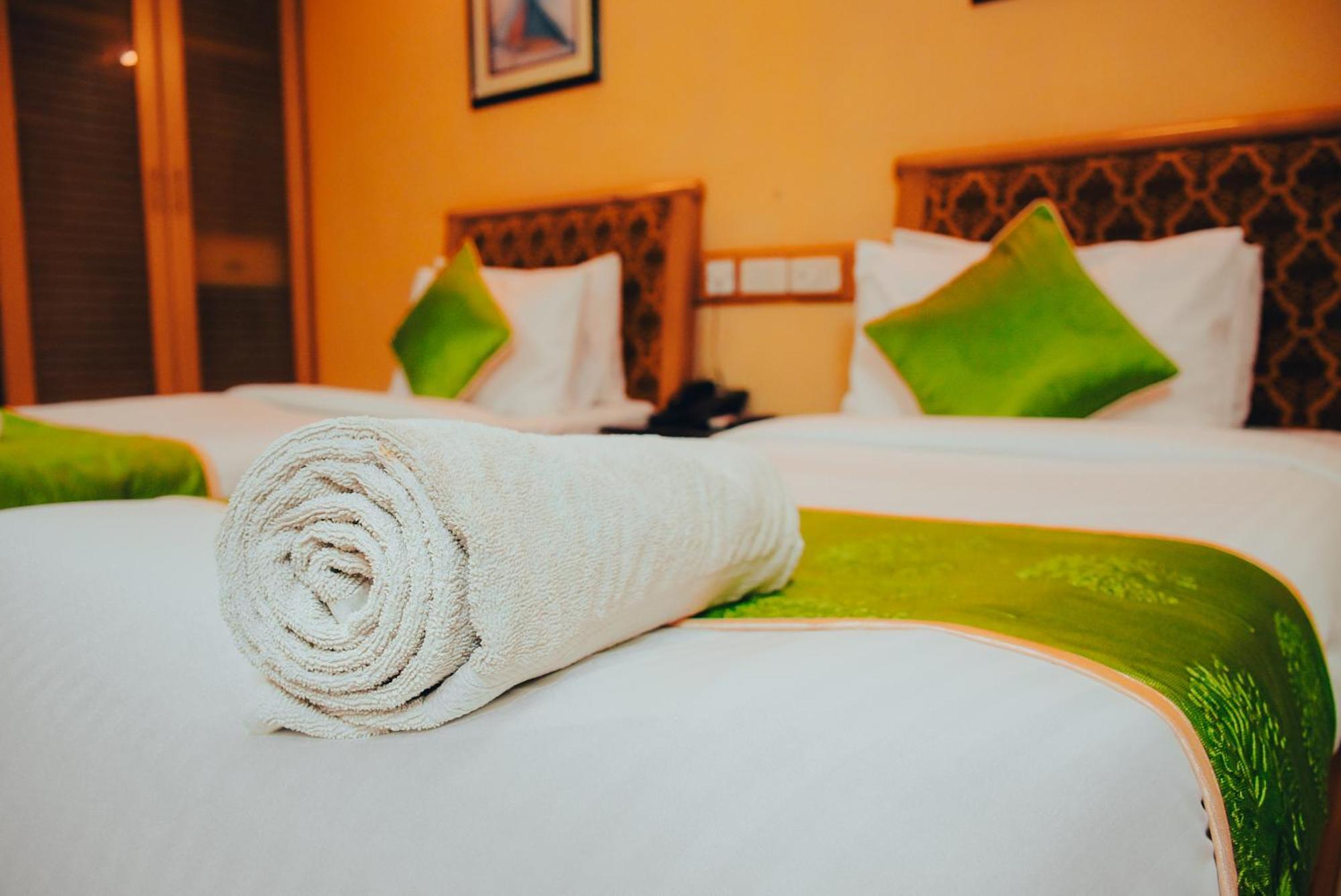 Naksha Tree Hotels - Mogappair Chennai Eksteriør billede